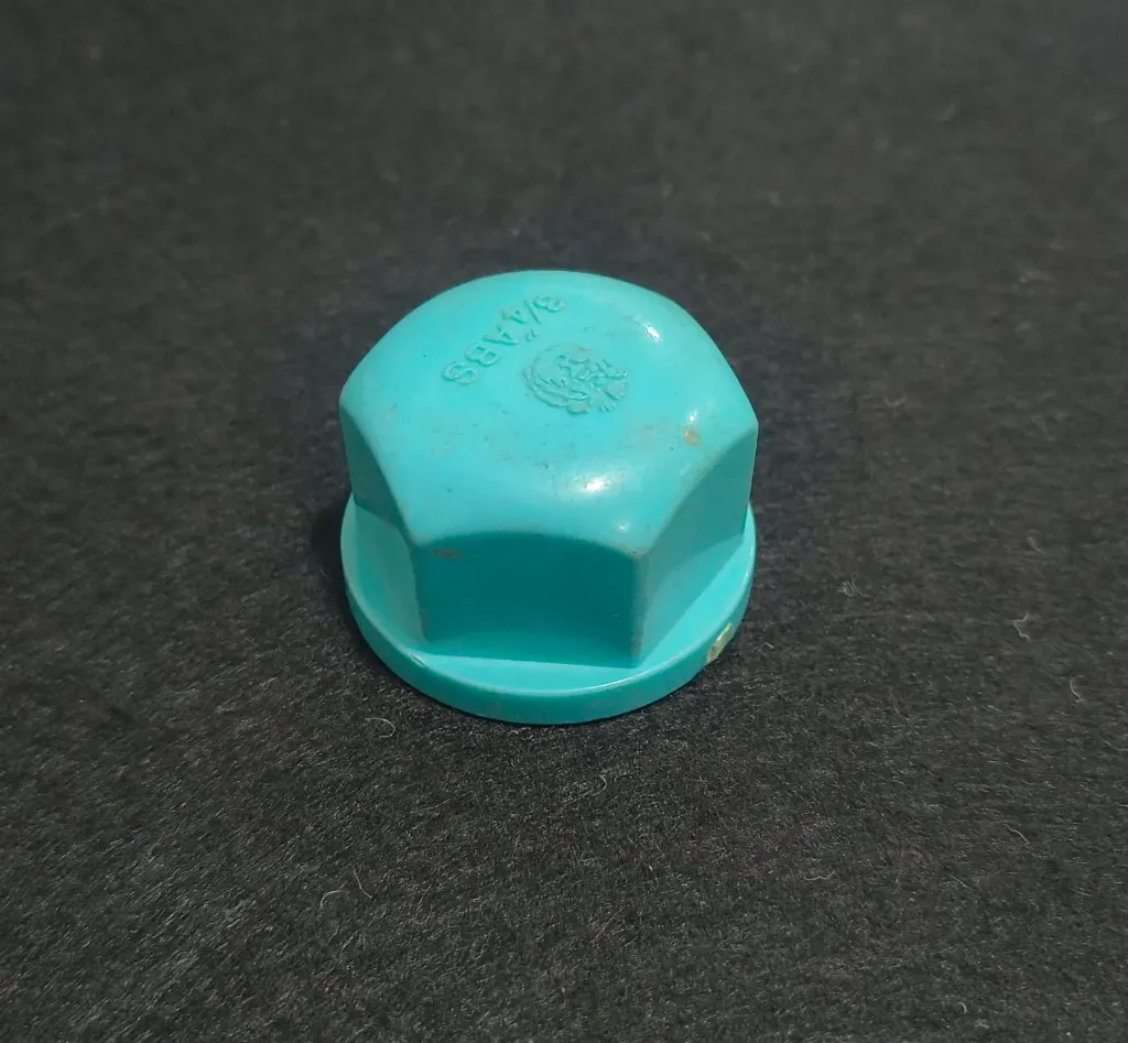 01126 PVC FAUSET CAP FE MALE THREAD 3/4" BLUE