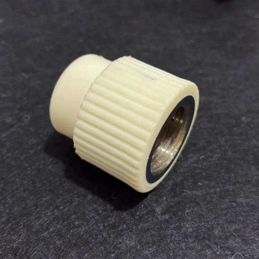 11447 VESBO SOCKET ADAPTOR HOT WATER FEMALE 25MM 3/4" H/P