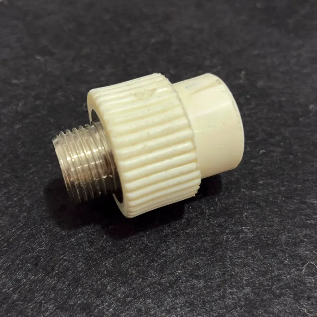 11448 VESBO SOCKET ADAPTOR HOT WATER MALE 20MM 1/2" H/P