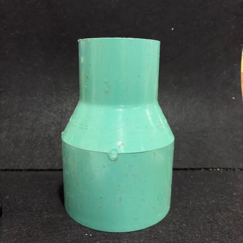 18173 PVC REDUCING SOCKET H/PRESSURE 4X2 1/2' BLUE