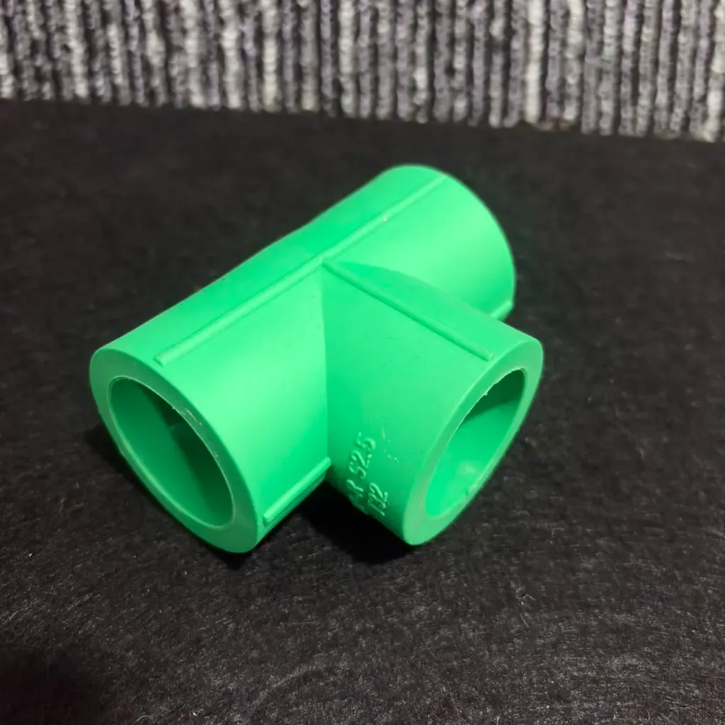 33598 PP-R HOT WATER TEE H/P GA-4804 32MM 1" GREEN